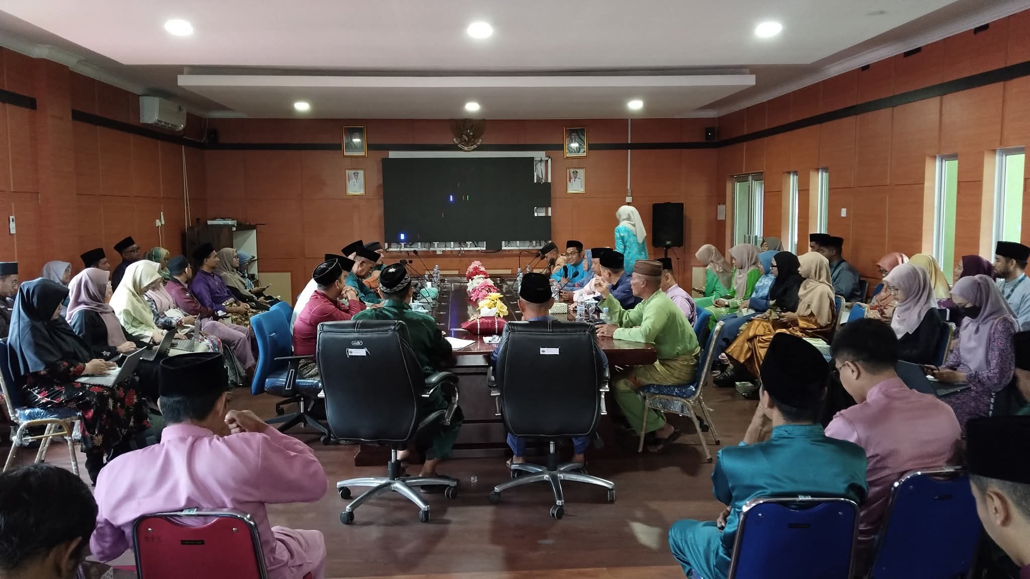 Lingga Gelar Rapat Koordinasi e-Walidata SDI 2025: Perkuat Integrasi Data Menuju Pembangunan Daerah yang Akurat | f. Diskominfo Lingga