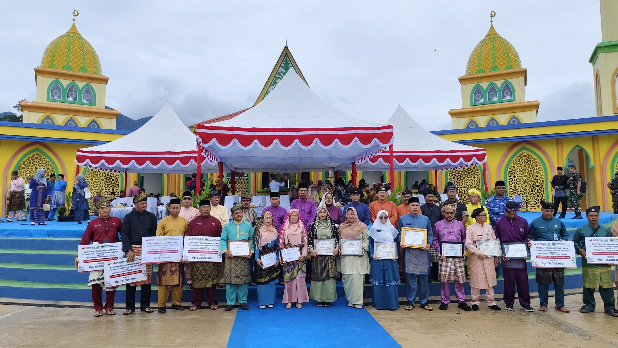 Upacara HUT Kabupaten Lingga ke-22 Berlangsung Khidmat di Dataran Sultan Abdulrahman Syah | f. Diskominfo Lingga