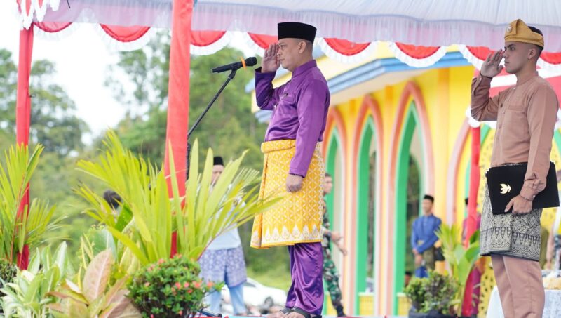 Upacara HUT Kabupaten Lingga ke-22 Berlangsung Khidmat di Dataran Sultan Abdulrahman Syah | f. Diskominfo Lingga