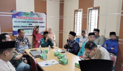 Asisten Ekonomi Setda Lingga Hadiri Rapat Evaluasi BUMD: Dorong Tata Kelola dan Kontribusi Daerah Lebih Baik | f. Diskominfo Lingga