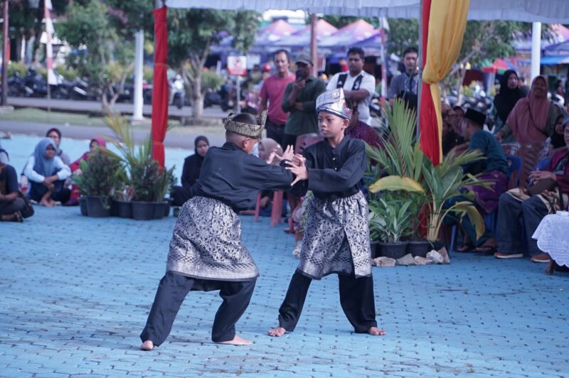 Perhelatan Kenduri Silat Alam Melayu Warnai Hari Jadi Lingga ke-22: Momentum Menyatukan Jati Diri Budaya Melayu | f. Diskominfo Lingga