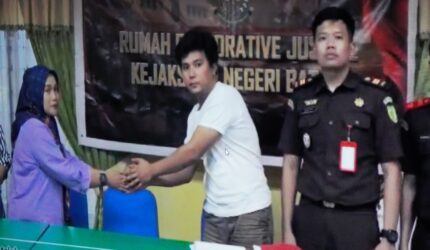 Kejati Kepri Hentikan Penuntutan Kasus Penipuan di Batam Melalui Restorative Justice | f. Kejati Kepri