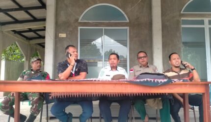 Pemerintah Dabo Lama, BPBD dan BMKG Gelar Sosialisasi Mitigasi Banjir Rob untuk Warga Pesisir | f. Redaksi