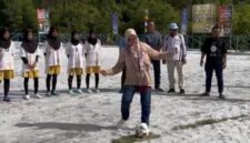 Turnamen Mini Soccer Desa Sekanah Resmi Dibuka: Ketua DPRD Maya Sari Tekankan Pembinaan Atlet Muda dan Persatuan Warga | f. Redaksi