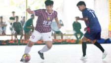 Beby dikatakan mirip dengan Bupati Lingga M. Nizar tampil efik membela Beijing A pada turnamen futsal LMG CUP II 2025 | f. Redaksi