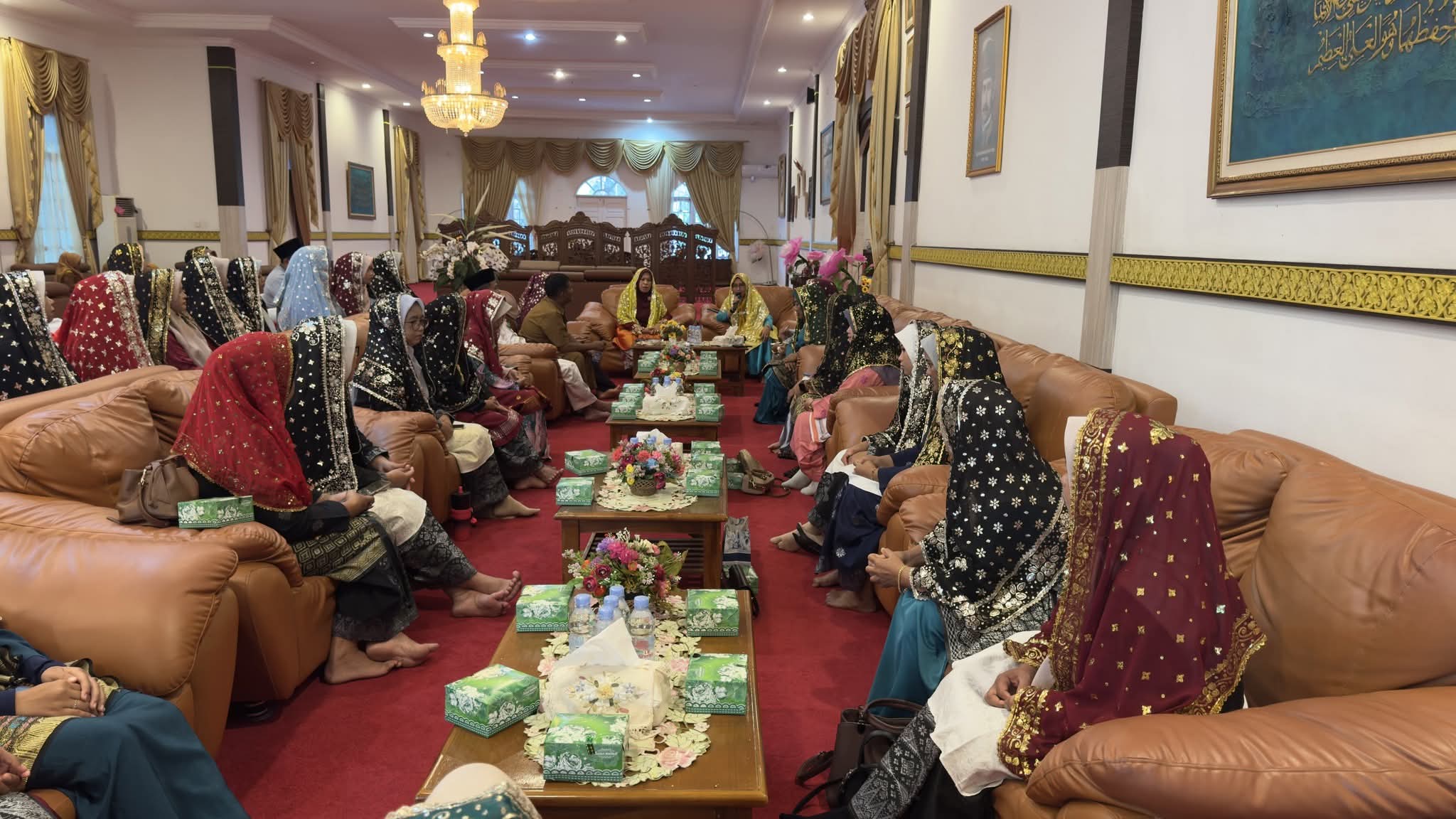 Menganyam Masa Depan Warisan Leluhur: Tudung Manto Lingga Melangkah ke Panggung Kualitas Global | f. Redaksi