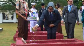 Kabupaten Lingga Peringati Hari Pahlawan Nasional 2025: Ketua DPRD Maya Sari Ajak Masyarakat Meneladani Semangat Juang dan Membangun Daerah Bersama | f. Redaksi