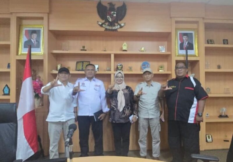 DPRD Lingga Perjuangkan Legalitas Penambang Timah  | f. Redaksi