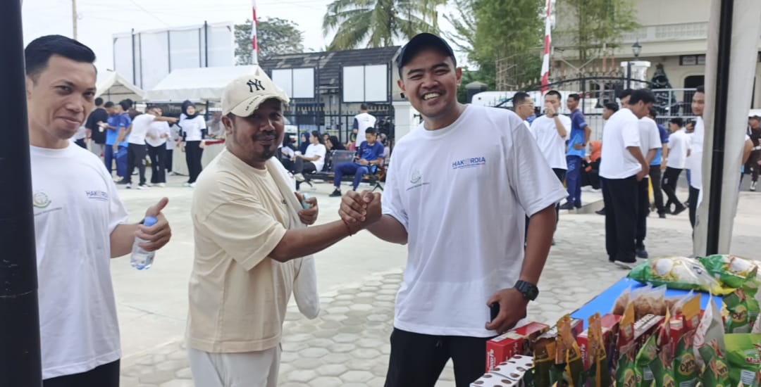 Safaruddin Hadiri Germas di Kejari Lingga: Borong Beras untuk Dibagikan, Ajak Warga Jaga Kesehatan | f. Redaksi