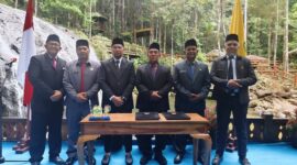 Bupati Lingga Lantik 6 Pejabat Pimpinan Tinggi Pratama di Air Terjun Resun, Sarat Filosofi Kepemimpinan | f. Diskominfo Lingga