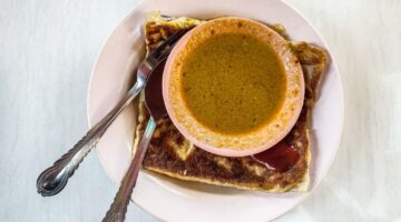 Prata, Sarapan Legendaris Dabo Singkep: Hangatnya Kari Ayam yang Membangunkan Pagi Warga