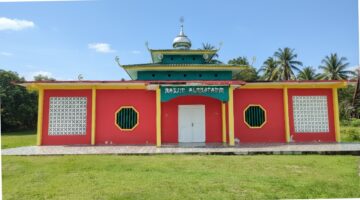 Masjid Al Muhtadin Bukit Kapitan, Dabo Singkep, Lingga, Kepri | f. Ihand