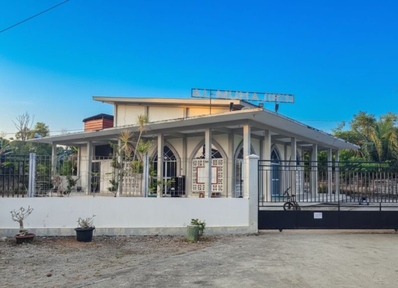Surau Al-Muhajirin Kampung Telek, Dabo Singkep, Lingga, Kepri | f. Ihand