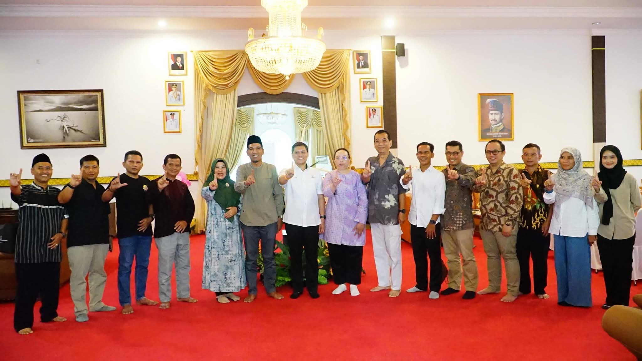 Silang Sejarah hingga Ziarah Makam Jadi Agenda Utama Kunjungan Kerajaan Pahang ke Kabupaten Lingga | f. Diskominfo Lingga