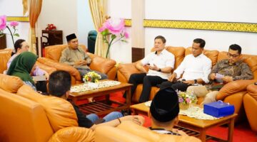 Silang Sejarah hingga Ziarah Makam Jadi Agenda Utama Kunjungan Kerajaan Pahang ke Kabupaten Lingga | f. Diskominfo Lingga