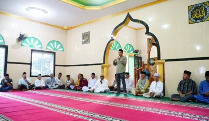 Safari ke-9 dari 14 Titik, Pemkab Lingga Hadir Langsung di Masjid Raudhatul Alimin Desa Mensanak, Kecamatan Katang Bidare | f. Kominfo Lingga