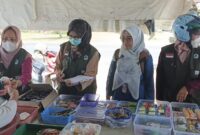 UPTD Puskesmas Dabo Lama bersama Dinas Kesehatan Lingga melakukan pemeriksaan takjil di tiga titik di Dabo Singkep. Sampel diuji dari kandungan Rhodamin B, formalin, boraks hingga E. coli untuk memastikan keamanan pangan selama Ramadan | f. Redaksi