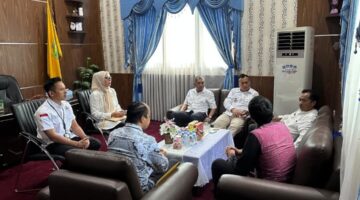 BPJS Ketenagakerjaan Tanjungpinang bersilaturahmi dengan Pemkab Lingga untuk memperkuat jaminan sosial ketenagakerjaan bagi nelayan dan pekerja konstruksi demi kesejahteraan tenaga kerja | f. Prokopim Lingga