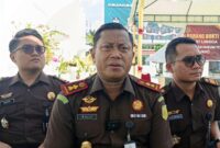 Kepala Kejaksaan Negeri Lingga, Rully Afandi, mengatakan dalam waktu dekat pihaknya akan menghadirkan ahli fisik untuk memeriksa langsung kondisi konstruksi jembatan tersebut | f. Wandy