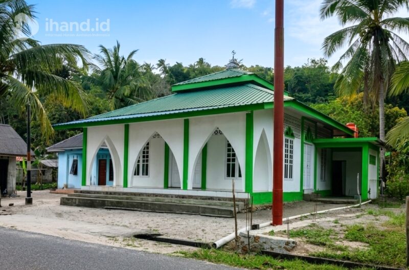 Surau Al Mukminun, Kebun Nyiur, Dabo Singkep, Lingga, Kepri | f. Ihand