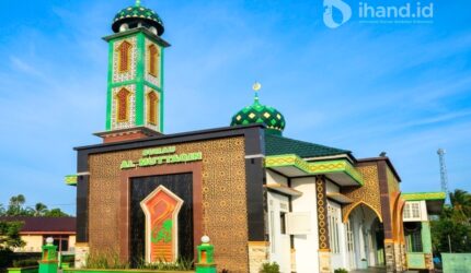 Surau Al Muttaqin, Sekop Darat, Dabo Singkep, Lingga, Kepri | f. Ihand