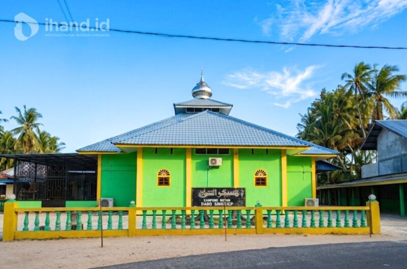 Masjid Al Taqwa, Kampung Biyan, Lingga, Kepri | f. Ihand