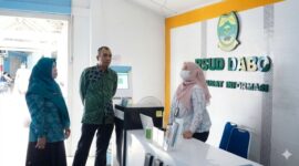 Wakil Bupati Lingga Novrizal melakukan kunjungan ke RSUD Dabo Singkep untuk memastikan pelayanan kesehatan tetap optimal pasca Idulfitri serta memberi dukungan kepada tenaga medis dan pasien | f. Sahib