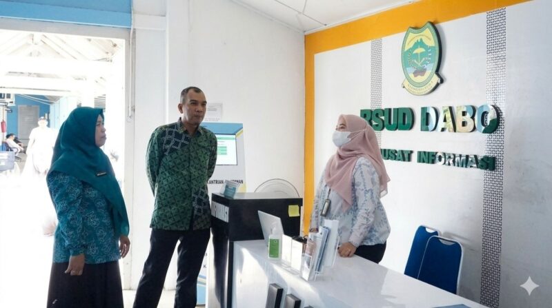 Wakil Bupati Lingga Novrizal melakukan kunjungan ke RSUD Dabo Singkep untuk memastikan pelayanan kesehatan tetap optimal pasca Idulfitri serta memberi dukungan kepada tenaga medis dan pasien | f. Sahib