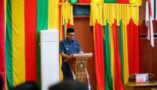 Wakil Bupati Lingga H. Novrizal menghadiri Rapat Paripurna DPRD Lingga yang membahas LKPJ 2025 dan Ranperda Pemberdayaan Ormas sebagai langkah strategis pembangunan daerah | f. Diskominfo Lingga