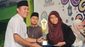 MTsN Lingga meraih tiga penghargaan bergengsi pada Ramadhan Fest 2026 yang digelar Pondok Pesantren Tahfizh Baitul Quran. Prestasi ini menjadi kebanggaan bagi dunia pendidikan di Kabupaten Lingga | f. Klana