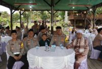 Polres Lingga menggelar buka puasa bersama wartawan di Dabo Singkep. Kapolres AKBP Pahala Martua Nababan menegaskan pentingnya sinergi antara kepolisian dan media dalam menjaga stabilitas daerah | f. Redaksi