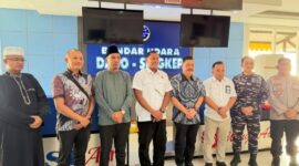 Wakil Bupati Lingga bersama Forkopimda mengantarkan kepulangan Kajati Kepri dari Bandara Dabo Singkep. Kunjungan kerja tersebut diharapkan memperkuat sinergi penegakan hukum dan pembangunan daerah | f. Prokopim Lingga