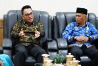 BPS Provinsi Kepri dan Pemkab Lingga memperkuat sinergi menjelang Sensus Ekonomi 2026. Kolaborasi lintas sektor ini diharapkan meningkatkan kualitas data dan mendukung pembangunan ekonomi daerah | f. Diskominfo Lingga
