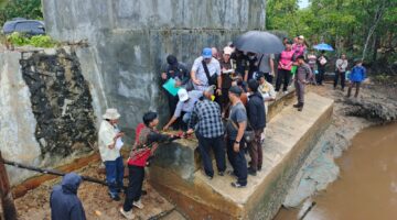 Hakim PN Tanjungpinang turun langsung ke lokasi kasus Jembatan Marok Kecil. Kejari Lingga memastikan pengujian fakta untuk mengungkap dugaan korupsi | f. Wandy