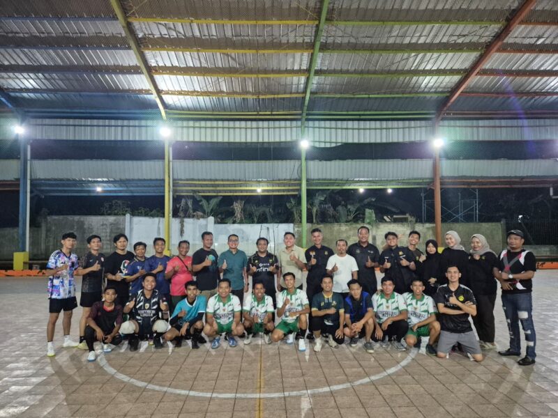 Bukan Berkas Perkara, Tapi Umpan dan Gol: Kejari Lingga dan Jurnalis Dabo Singkep Bangun Keakraban Lewat Fun Futsal | f. Redaksi