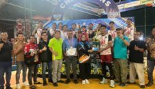 Ketua DPRD Lingga Maya Sari hadir langsung di final Mapelda Open 2026. Turnamen berlangsung meriah dengan Zi Club dan Tiga Berlian keluar sebagai juara | f. Redaksi