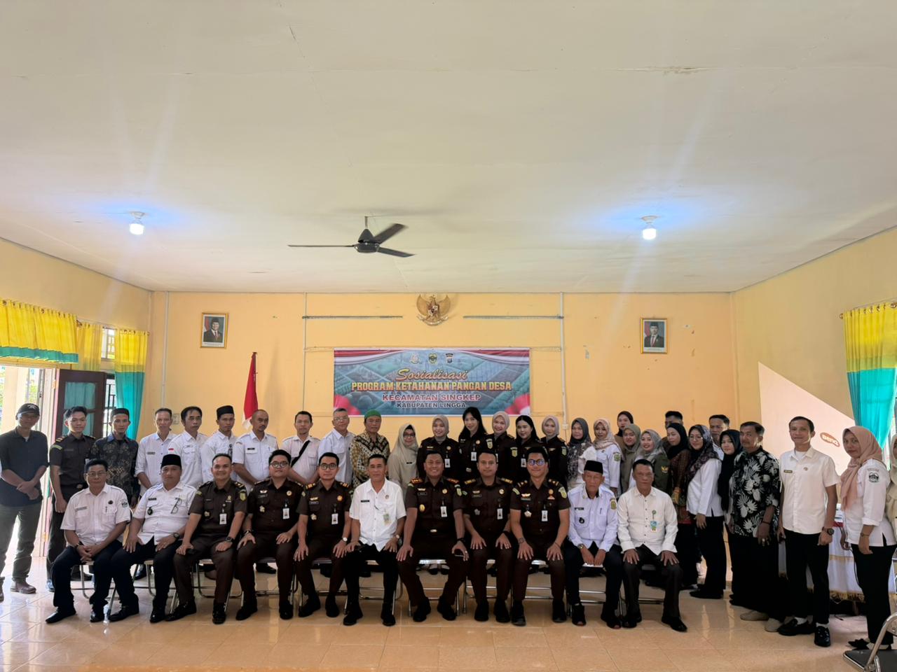 Kejaksaan Negeri Lingga sosialisasikan program ketahanan pangan desa di Kecamatan Singkep. Kajari Rully Afandi tekankan pentingnya perencanaan, pengawasan, dan pemanfaatan dana desa yang tepat sasaran | f. Redaksi