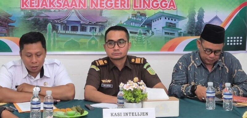 Rapat PAKEM Lingga 2026 menyimpulkan kondisi keagamaan masyarakat aman dan kondusif. Pengawasan media sosial akan diperkuat untuk antisipasi paham radikal | f. Vatawari