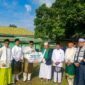 BRK Syariah Capem Dabo Lingga menyalurkan satu ekor sapi kurban melalui Pemprov Kepri ke Masjid Az-Zulfa Dabo Singkep. Bantuan ini menjadi bentuk kepedulian sosial kepada masyarakat menjelang Idul Adha 2026 | f. Vatawari