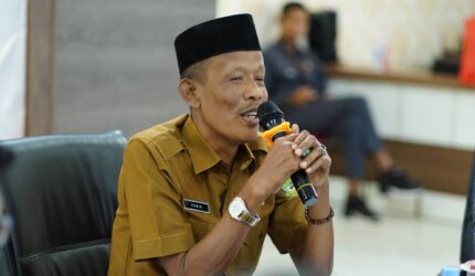 Sekretaris Daerah Kabupaten Lingga, H. Armia, menegaskan bahwa sektor kesehatan tetap menjadi prioritas utama pemerintah daerah, meskipun di tengah keterbatasan kondisi ekonomi | f. Diskominfo Lingga