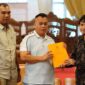 Bupati Lingga M. Nizar dan Wakil Bupati H. Novrizal menghadiri Exit Meeting BPK RI terkait pemeriksaan laporan keuangan Pemkab Lingga Tahun Anggaran 2025 di Daik Lingga | f. Diskominfo Lingga