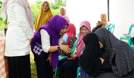 Kabupaten Lingga mencatat prestasi membanggakan dengan menjadi penyumbang terbesar Posyandu aktif di Kepulauan Riau pada Semarak Hari Posyandu Nasional 2026. Sebanyak 170 Posyandu aktif ikut mendukung pelayanan masyarakat berbasis 6 SPM | f. Diskominfo Lingga