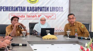 Pemerintah Kabupaten Lingga menggelar rapat koordinasi persiapan penilaian SPIP Tahun 2026 bersama BPKP Perwakilan Kepulauan Riau guna memperkuat tata kelola pemerintahan yang transparan dan akuntabel | f. Diskominfo Lingga