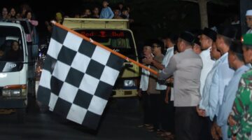 Wakil Gubernur Kepri Nyanyang Haris Pratamura bersama Wabup Lingga melepas pawai takbir keliling Idul Adha 1447 H di Dabo Singkep. Suasana meriah dan penuh haru menyelimuti malam takbiran di Kabupaten Lingga | f. Arnel