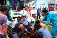 Bupati Lingga Muhammad Nizar melaksanakan Sholat Idul Adha 1447 Hijriah di Masjid At Taqwa Dusun Senempek, Desa Limbung, Lingga Utara | f. Diskominfo Lingga
