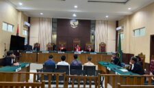 Putusan bebas terhadap empat terdakwa kasus dugaan korupsi pembangunan Jembatan Marok Kecil yang dibacakan Majelis Hakim Pengadilan Negeri Tanjungpinang | f. Redaksi