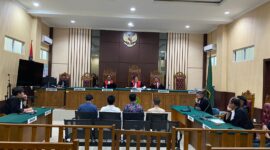 Putusan bebas terhadap empat terdakwa kasus dugaan korupsi pembangunan Jembatan Marok Kecil yang dibacakan Majelis Hakim Pengadilan Negeri Tanjungpinang | f. Redaksi