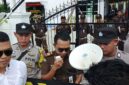 Kajari Lingga Rully Afandi memimpin audiensi bersama Aliansi Pemuda Kabupaten Lingga terkait dugaan THR belum dibayarkan dan indikasi penyimpangan di lingkungan Pemkab Lingga | f. Redaksi