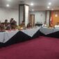 Bapenda Lingga bersama DPRD Kepri membahas lambatnya kajian HPM pasir kuarsa yang dinilai berdampak pada investasi tambang dan potensi PAD daerah | f. Redaksi