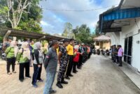 Dinkes PPKB Lingga menggelar gotong royong serentak melalui gerakan PSN 3M Plus untuk mencegah penyebaran DBD. Kegiatan melibatkan masyarakat, TNI-Polri hingga lintas sektor | f. Wandy